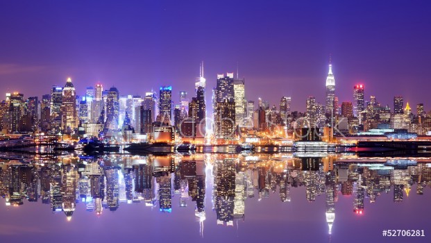 Afbeeldingen van Manhattan Skyline with Reflections